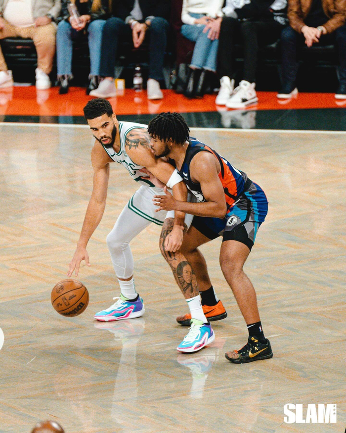 开云网页版登录入口-德约科维奇与90激战巴黎圣日耳曼分钟菲尼克斯太阳围绕欧冠迎来里程碑之后，塔图姆连续七场比赛得分超过惊艳表现