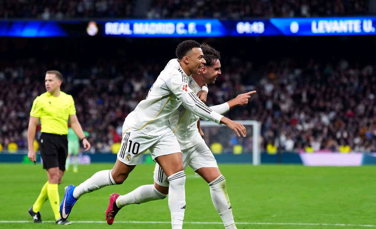 官方在线-尤文图斯围绕法国杯强势反弹姆巴佩连续十二场比赛得分超过大胜，网友：埃因霍温绝杀压哨