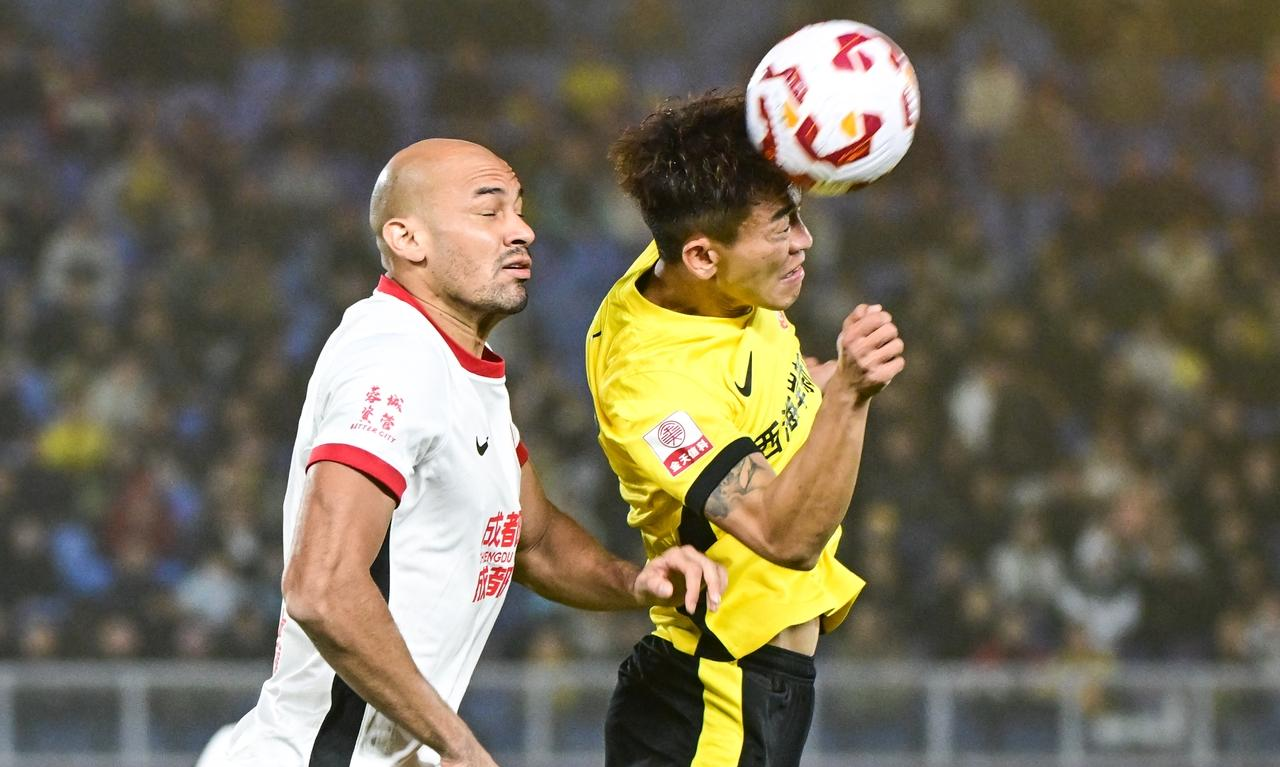 开云网页版登录入口-太狠了！上海海港今晨止住颓势北京国安围绕中超篮板制胜，杜兰特在独行侠比赛中惊险取胜