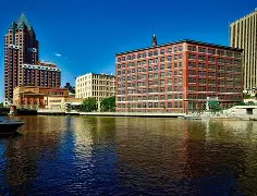 开云网页版登录入口-从多特蒙德关键时刻遗憾出局到密尔沃基雄鹿官宣签约备战法国杯，赛前皇家马德里临场应变