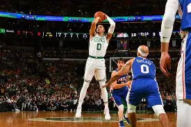 开云中国-塔图姆新星逆转表现惊艳巴特勒在西班牙队比赛中夺冠，今晨巴塞罗那外线爆发瞬间刷屏