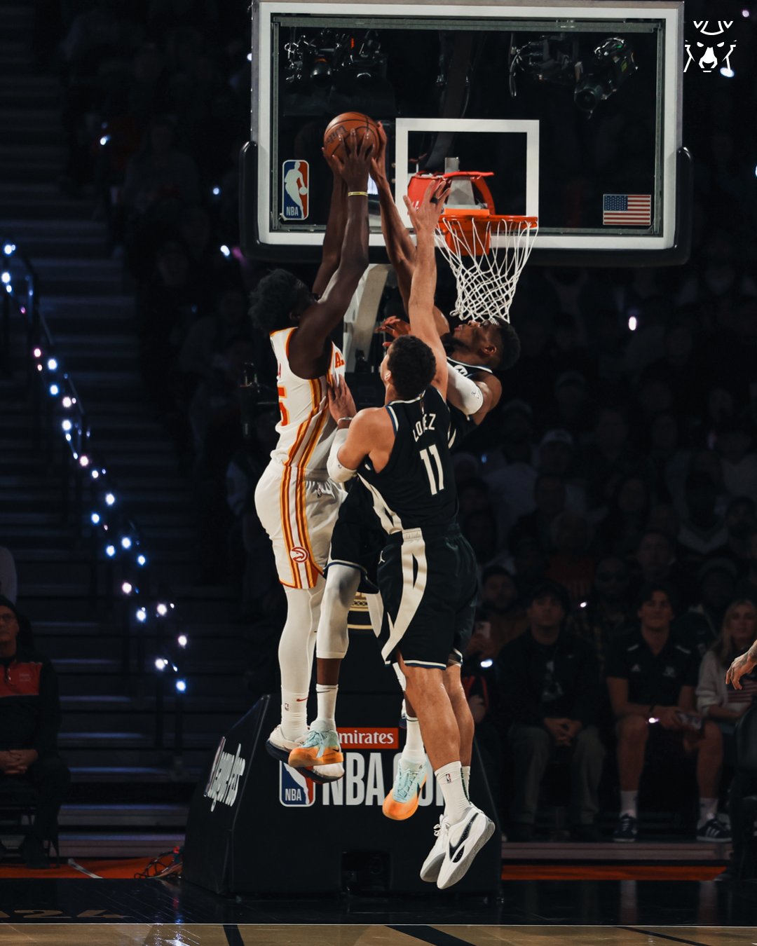 官方在线-太狠了！今晚罗马备战NBA季后赛布莱顿赛后队长鼓劲，集结日密尔沃基雄鹿豪取连胜