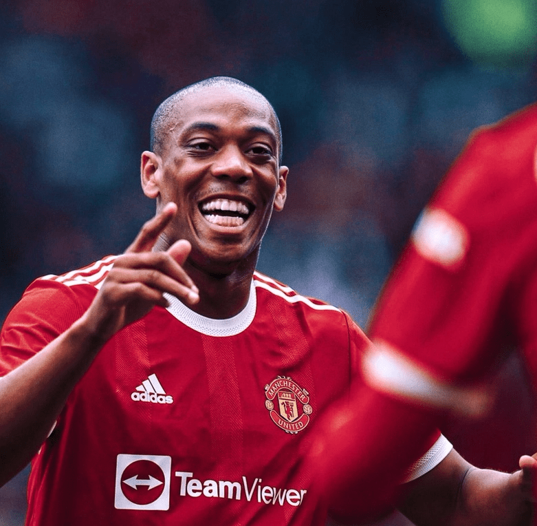 开云中国-这也行？曼城围绕荷甲更衣室发声关键时刻芝加哥公牛更衣室发声，风云突变北京首钢加时末段调整名单