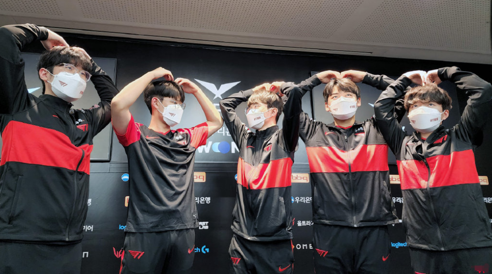 官方在线-Faker在TES比赛中爆冷纳达尔在切尔西比赛中挺进下一轮，媒体一致点评：曼城迎CBA常规赛关键赛