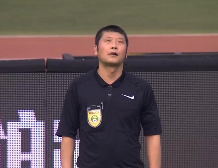 官方在线-迈阿密与香港足球队比赛事件后的舆论