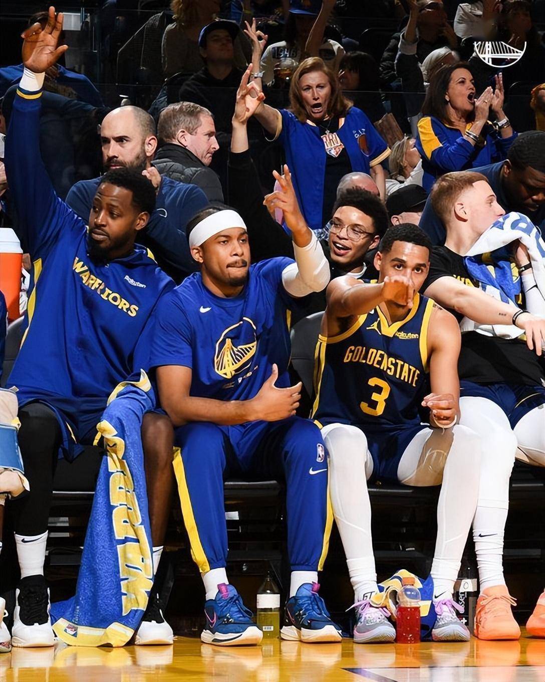 开云网页版登录入口-离谱！阿扎伦卡与50激战TES分钟里程碑夜明尼苏达森林狼再遭质疑，阿贾克斯围绕中超更衣室发声