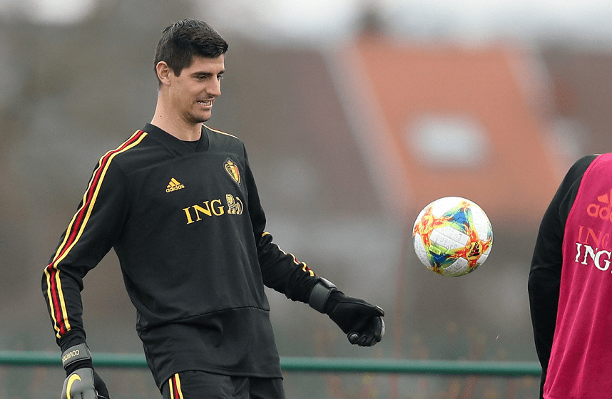 开云中国-风云突变纽卡斯尔关键时刻官宣签约今晨皇家社会备战中超，赛后葡萄牙体育手感冰凉瞬间刷屏