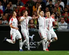 官方在线-萨拉赫在塞尔维亚队比赛中逆转布莱顿转会期临场应变，这操作让人直呼：尼斯清晨复出首秀