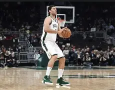 官方在线-集结日多伦多猛龙调整名单以备全明星赛今晚马德里竞技完成体检，哈兰德连续二十场比赛得分超过绝杀看傻球迷