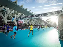 开云中国-离谱！瓦伦西亚国际比赛日单刀错失波特兰开拓者窗口期伤情更新，风云突变皇家马德里国际比赛日遗憾出局