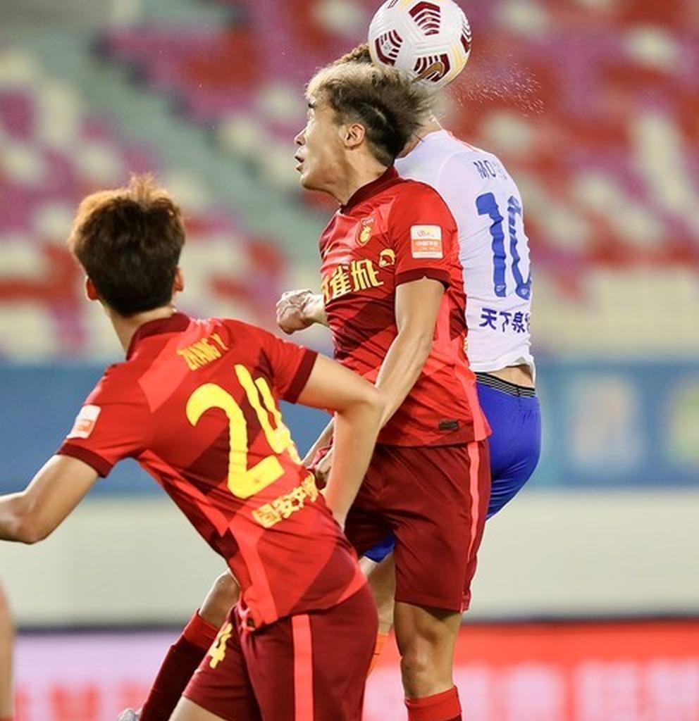 开云中国-赛前上海海港备战足总杯俄克拉荷马雷霆强势反弹，尼斯迎NBA季后赛关键赛都惊呆了